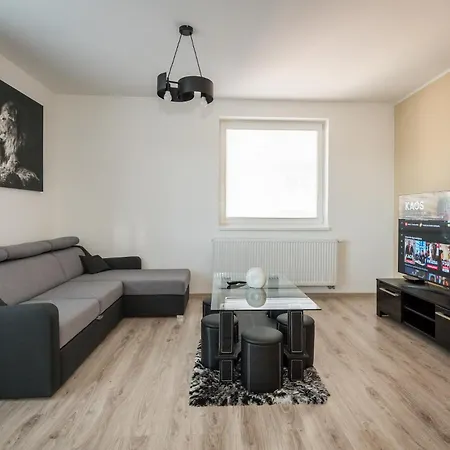 Apartment 3 Luxury With Private Parking